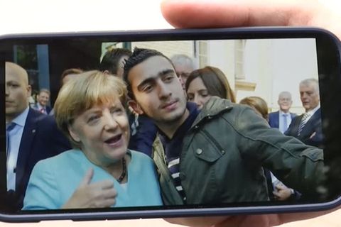 Video: "Merkel hat mein Leben gerettet"