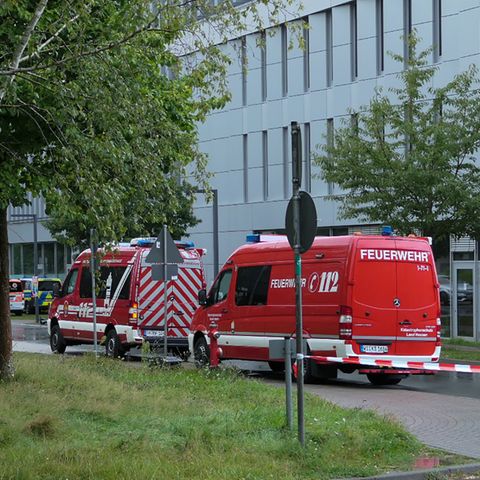 Weiträumig abgesperrt ist das Areal um das Gebäude L201 auf dem Campus der Technischen Universität