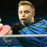 Valentin Baus, Tischtennis, Behinderung: Glasknochen. Baus gilt als heißer Medaillenkandidat.