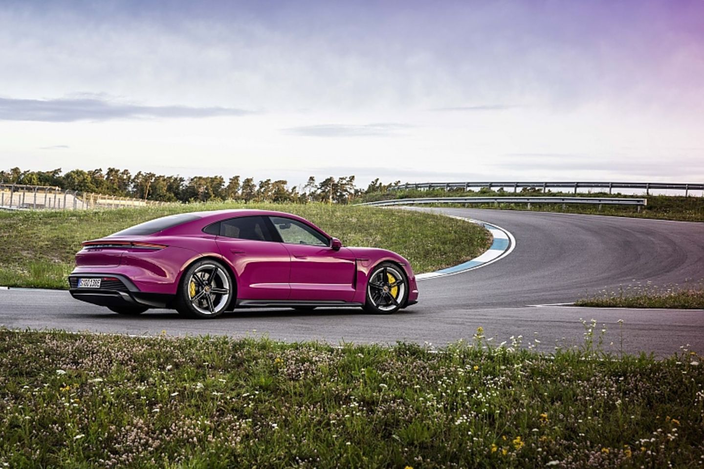Porsche Taycan MJ 2022