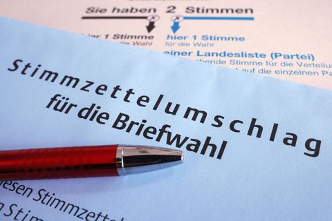 Bundestagswahl 2021: Wahlscheine und bunte Umschläge: Was es bei der Briefwahl zu beachten gibt