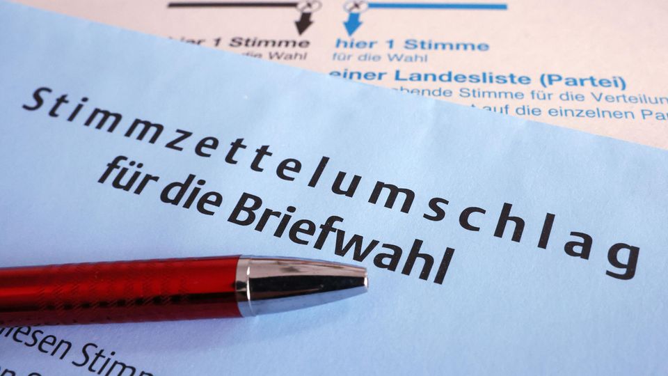 Bundestagswahl 2021: Wahlscheine und bunte Umschläge: Was es bei der Briefwahl zu beachten gibt