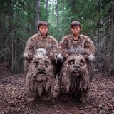 Die Zwillinge Semyon und Stepan verkörpern in dem Film mythische Sumpfwesen. Es ist das erste Mal, dass die beiden in einem Film mitspielen. Viele Schauspieler aus der Region haben keine professionelle Schauspiel-Karrier absolviert. Nur wenige von ihnen haben an Theatern gearbeitet.