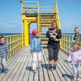 Katarzyna adoptierte ihre Babypuppe nach einer Fehlgeburt. Sie können nahezu überall erworben werden, online oder auf Märkten, als ganzes oder in Einzelteilen. Der Kauf verläuft ähnlich wie eine Adoption.