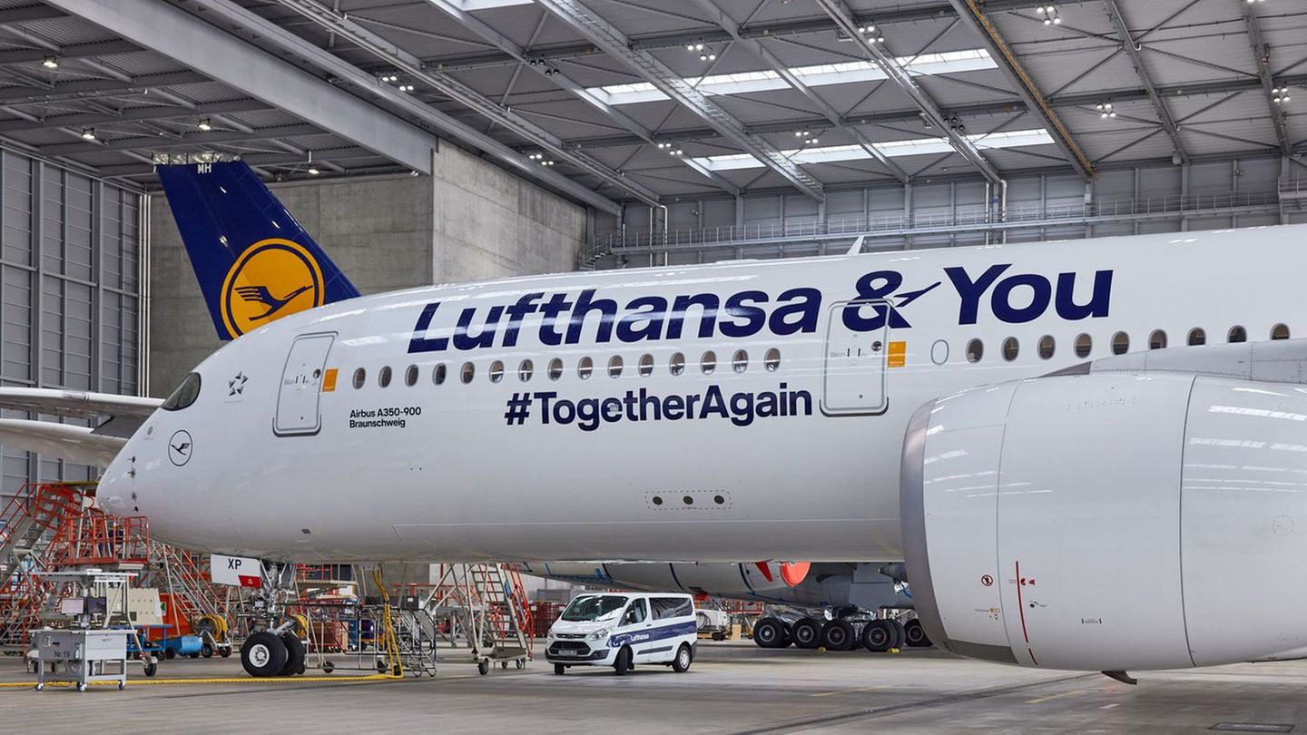 Lufthansa Airbus A350-900 mit dem Taufnamen "Braunschweig"