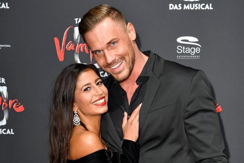 Eva Benetatou Chris Broy