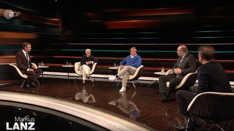 Markus Lanz mit seinen Gästen Marie-Agnes Strack-Zimmermann, Tilman Kuban, Marcus Grotian und Gerald Knaus