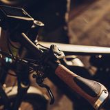 Die Korkgriffe und die Hebel der XT-Gruppe fassen sich gut an.