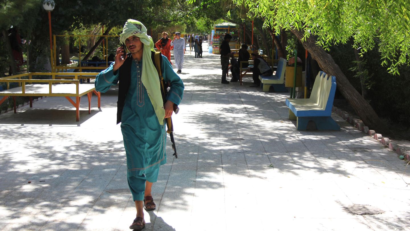 Afghanistan: Die Taliban nutzen die technischen Entwicklungen zu ihrem Vorteil Die Taliban nutzen die technischen Entwicklungen zu ihrem Vorteil