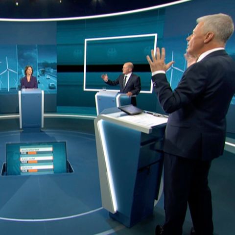 Armin Laschet, Annalena Baerbock und Olaf Scholz im Triell