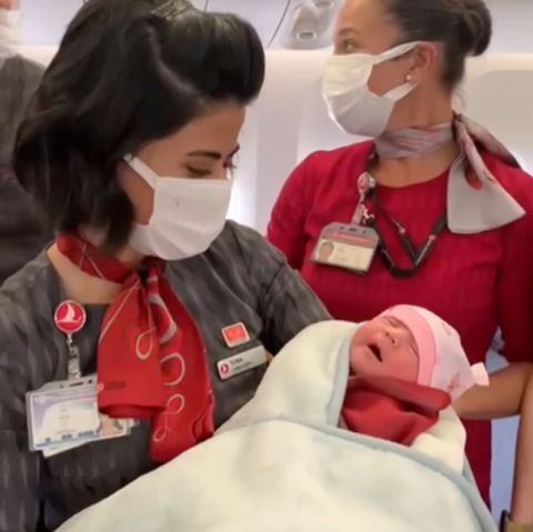 Afghanistan: Baby auf Evakuierungsflug geboren