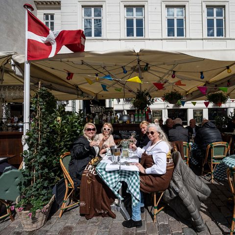 Ein Restaurant in Nyhavn in Kopenhagen