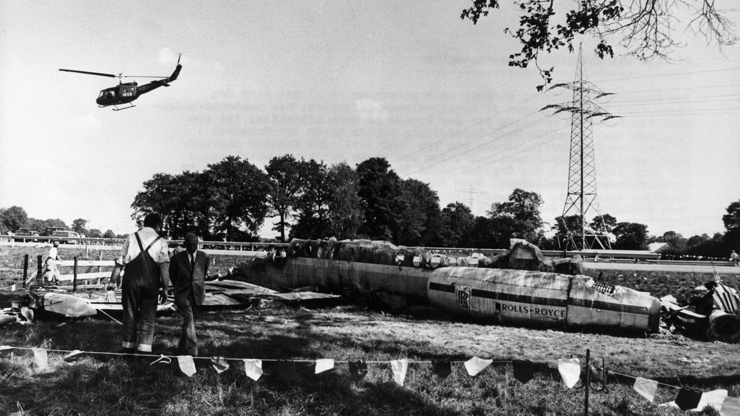 Wrack des BAC-1-11 der Fluggesellschaft Paninternational Wrack des BAC-1-11 der Fluggesellschaft Paninternational