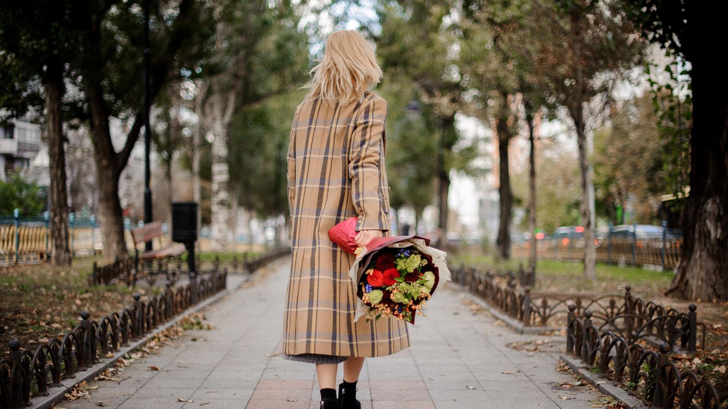 Herbstmode-Trends: Warum Karomuster, Strickhose und Hoodie 2023 unverzichtbar sind