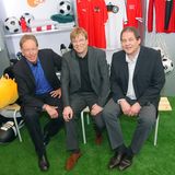 Poschmann glänzte nicht nur als Kommentator von Leichtathletik-Events. Er moderierte auch mehrere Fußball-Turniere. 2008 berichtete er zusammen mit Bela Rethy und Thomas Wark  (v.l.)  von der Fußball-EM 2008 in Österreich und der Schweiz.