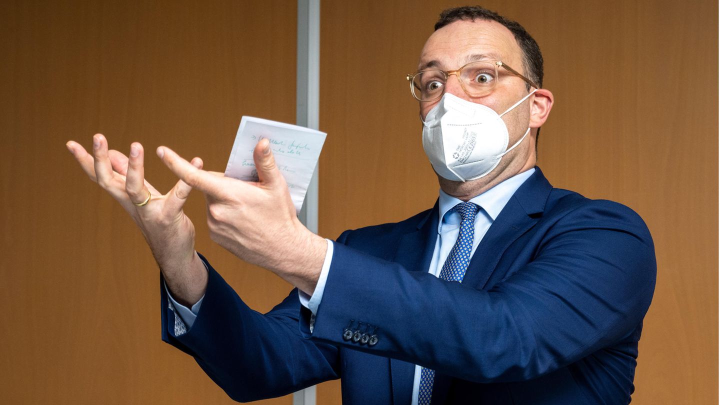 Jens Spahn erklärt 2G und 3G – nicht das Gesundheitswesen