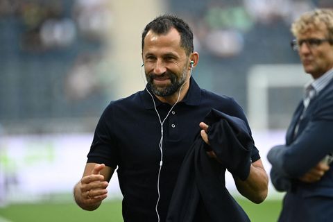 Hasan Salihamidzic hat dem aufstrebenden Rivalen aus Leipzig mal kuzerhand den Trainer und die beiden besten Spieler weggekauft