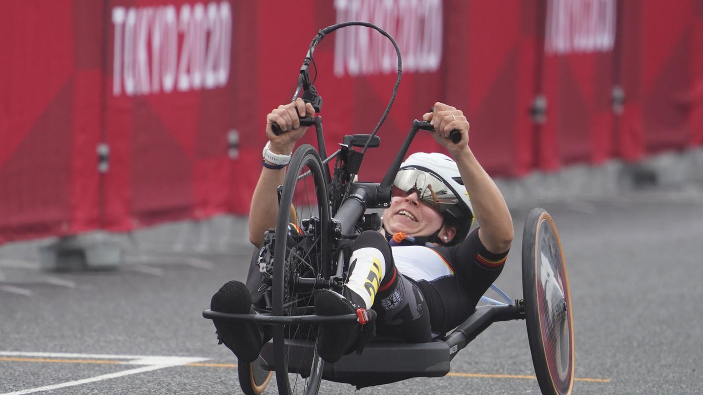 Annika Zeyen, 36, Silber im 26,4 Kilometer Zeitrennen (H1-4)