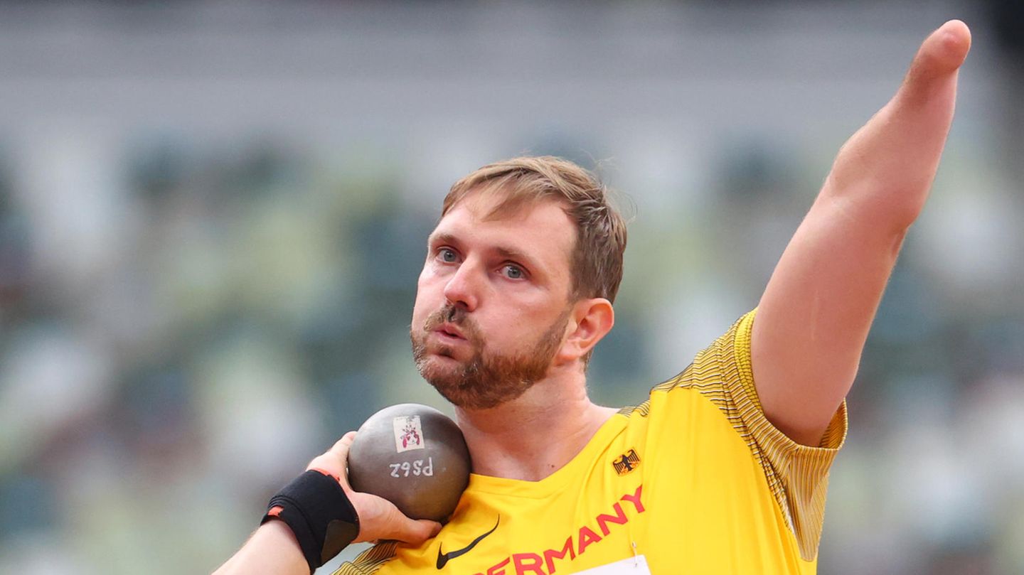 Paralympics: Velcro fastener destroys shot putter Schulze’s chance for a medal