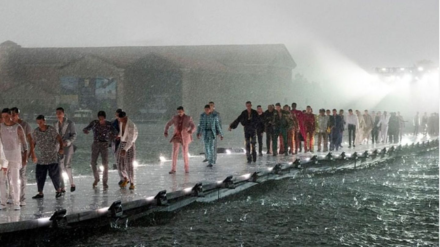 Downpour and hailstorms: Dolce & Gabbana show ends in chaos