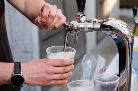 Bierzapfanlagen vereinfachen die Bewirtung von größeren Gruppen