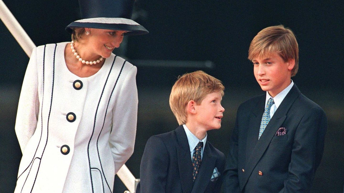 Diana wanted to move to the USA with William and Harry – claims a close friend of the princess