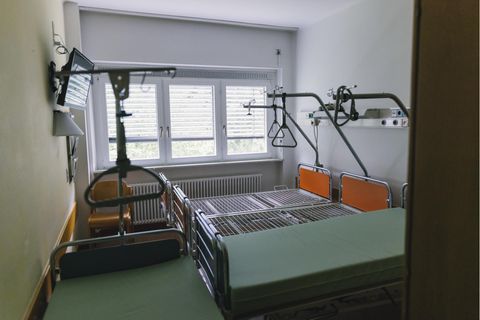 Leere Krankenhausbetten im Klinikum Ortenau im baden-württembergischen Oberkirch