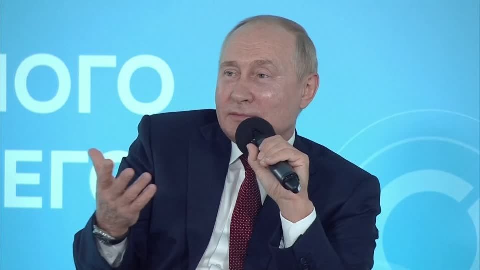 Video: Putin: US-Einsatz hat nichts als Tragödie gebracht