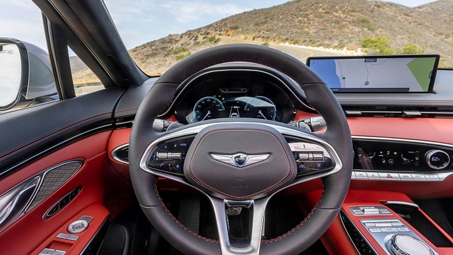 Genesis GV70 2.5T + 8AT AWD: Rollende Playstation