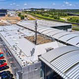 Mobilfunkantennen versorgen das Porsche-Entwicklungszentrum in Weissach mit dem schnellen 5G-Netz