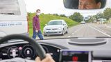 Dank des 5G-Netzes kommen die Warnungen in Echtzeit im Auto an