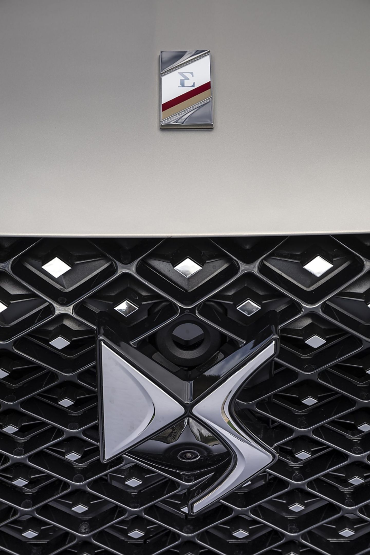 DS 4 E-Tense 225