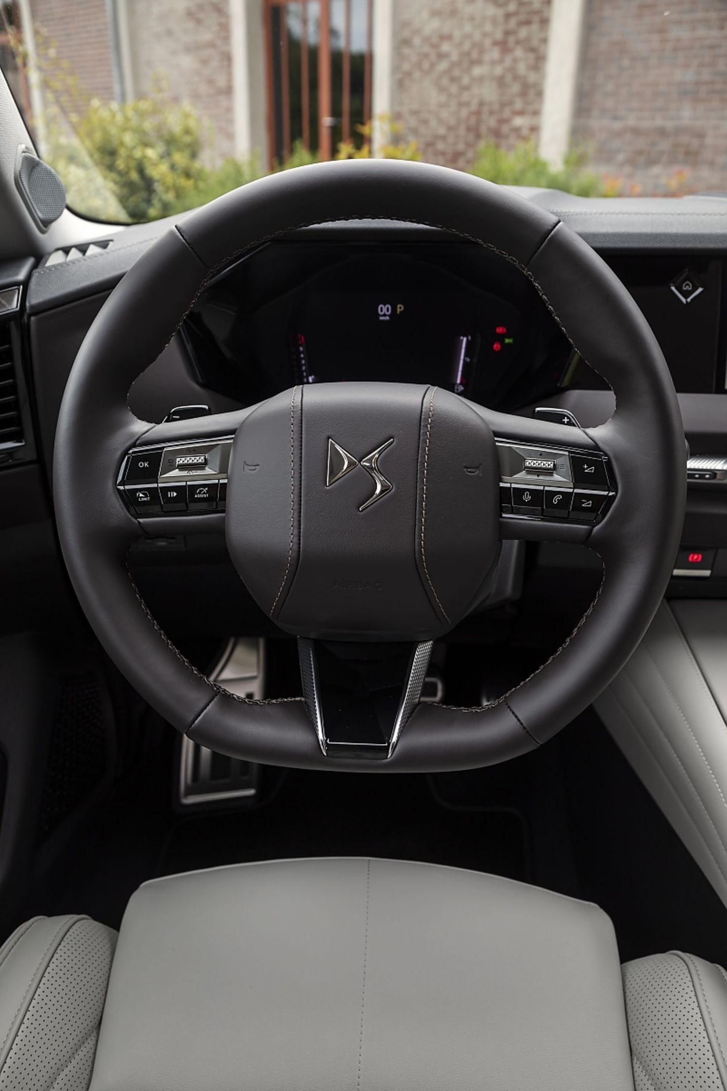 DS 4 E-Tense 225