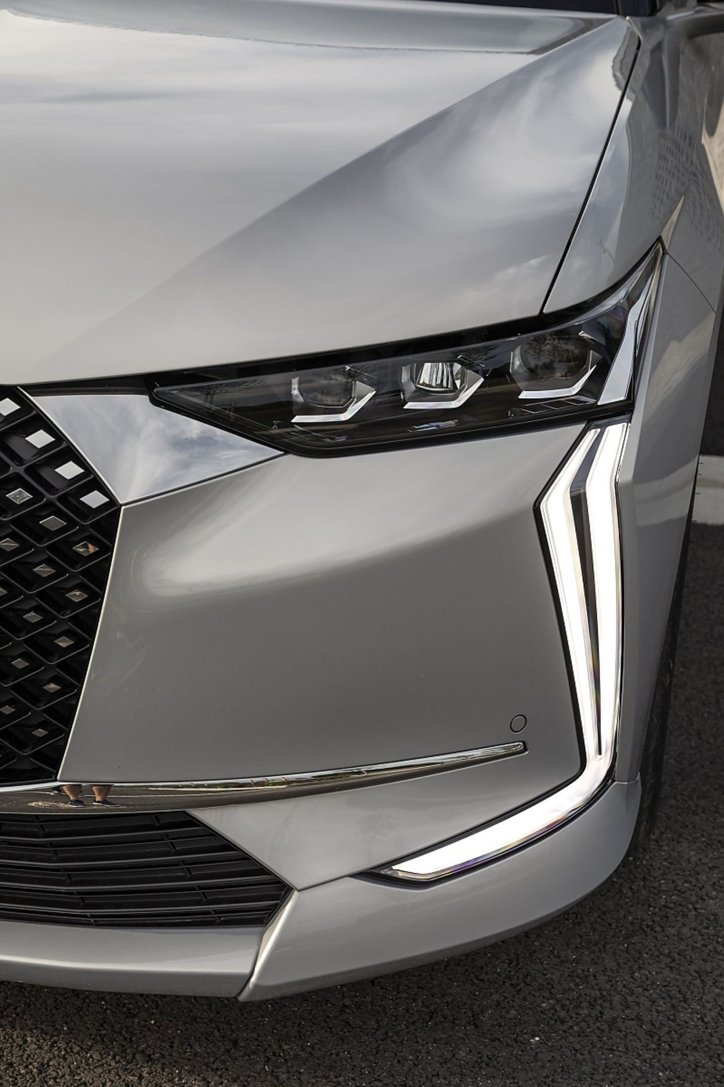 DS 4 E-Tense 225