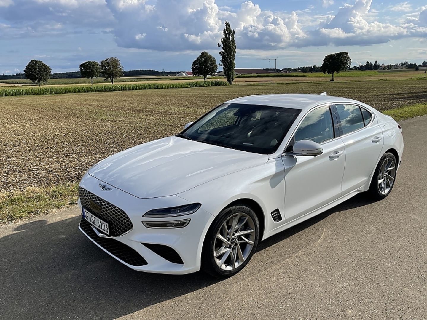 Genesis G70 2.0 T AWD