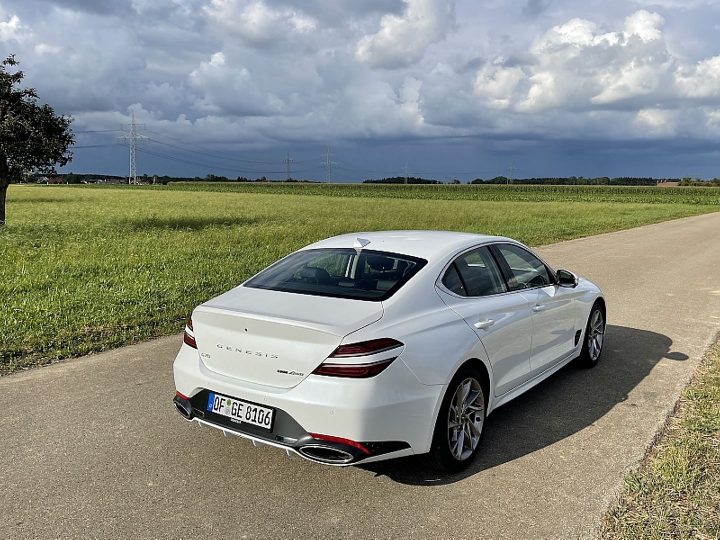 Genesis G70 2.0 T AWD
