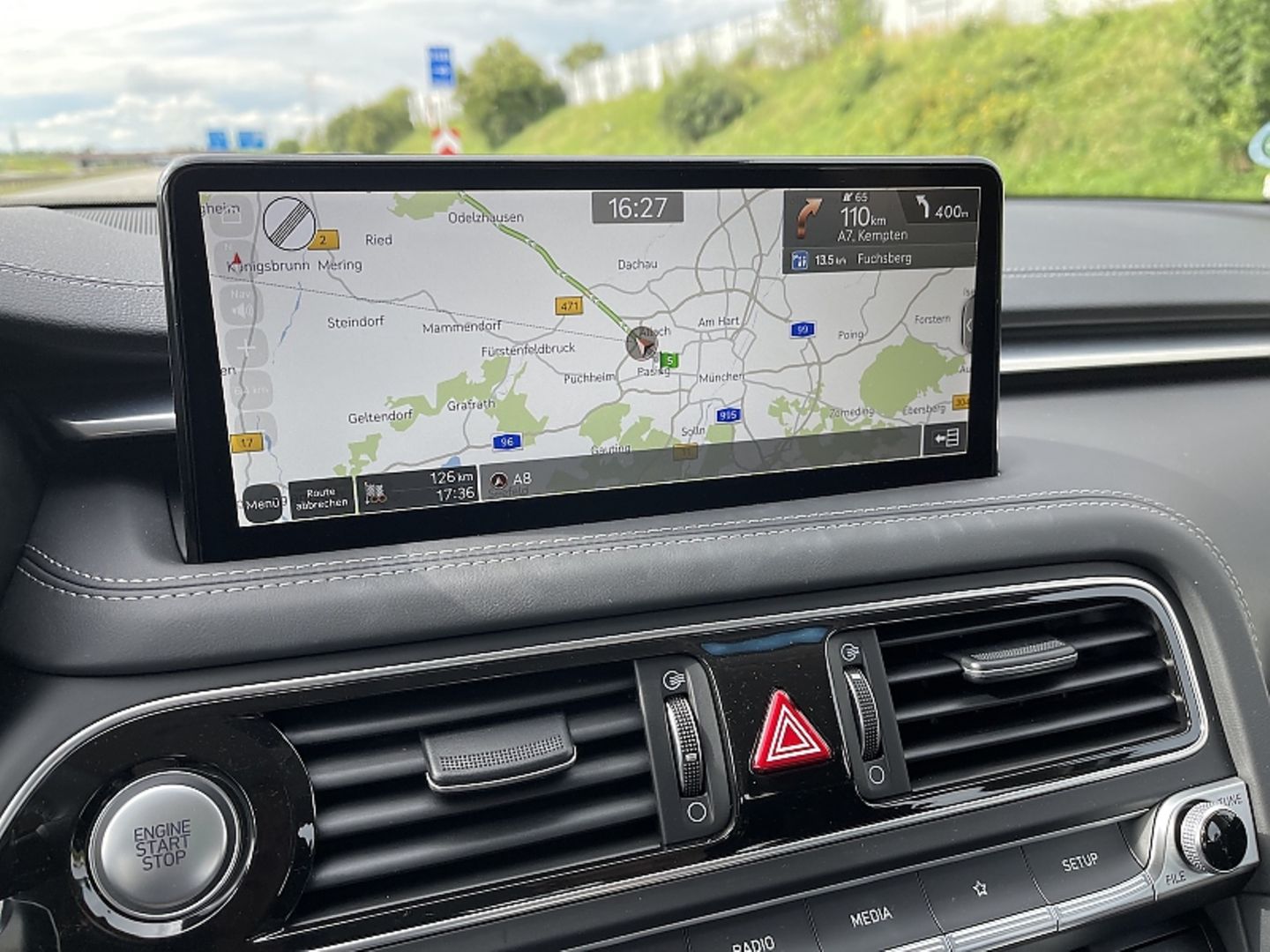 Genesis G70 2.0 T AWD