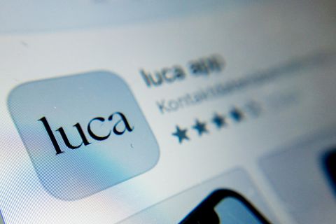 Das Symbol der Luca-App ist auf einem Smartphone zu sehen