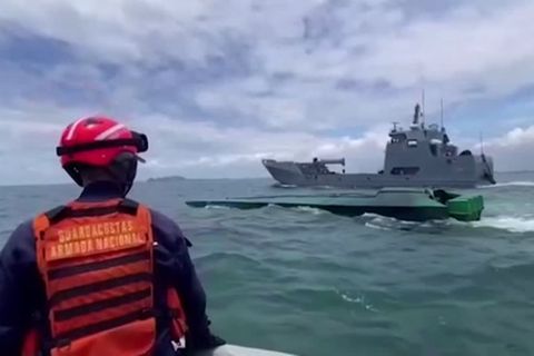 Video: Dicker Fisch: 1,8 Tonnen  Koks im Halbtaucher beschlagnahmt