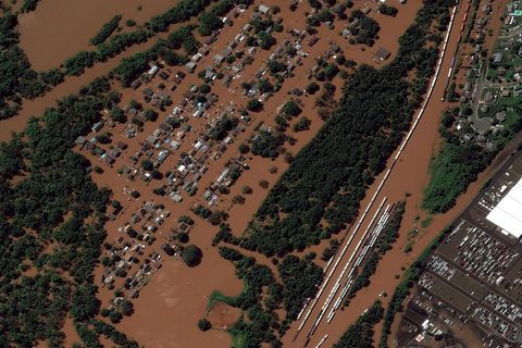 Dieses Satellitenfoto zeigt das Ausmaß der Überschwemmungen in Manville, New Jersey durch Hurrikan "Ida"