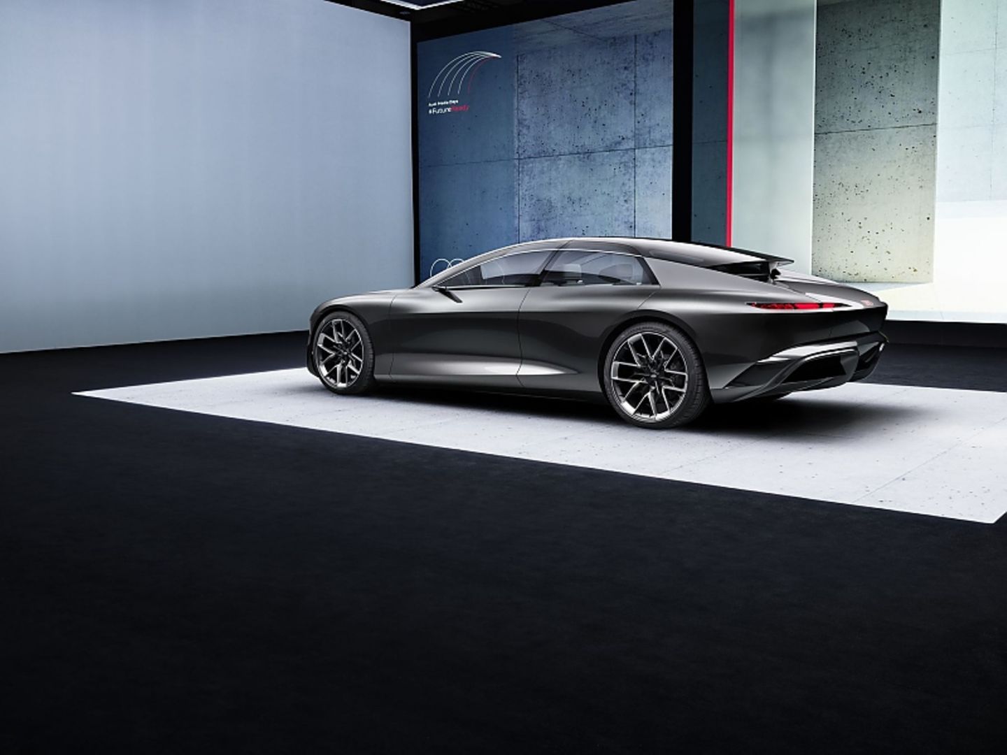 Der Audi Grandsphere Concept ist 5,35 Meter lang