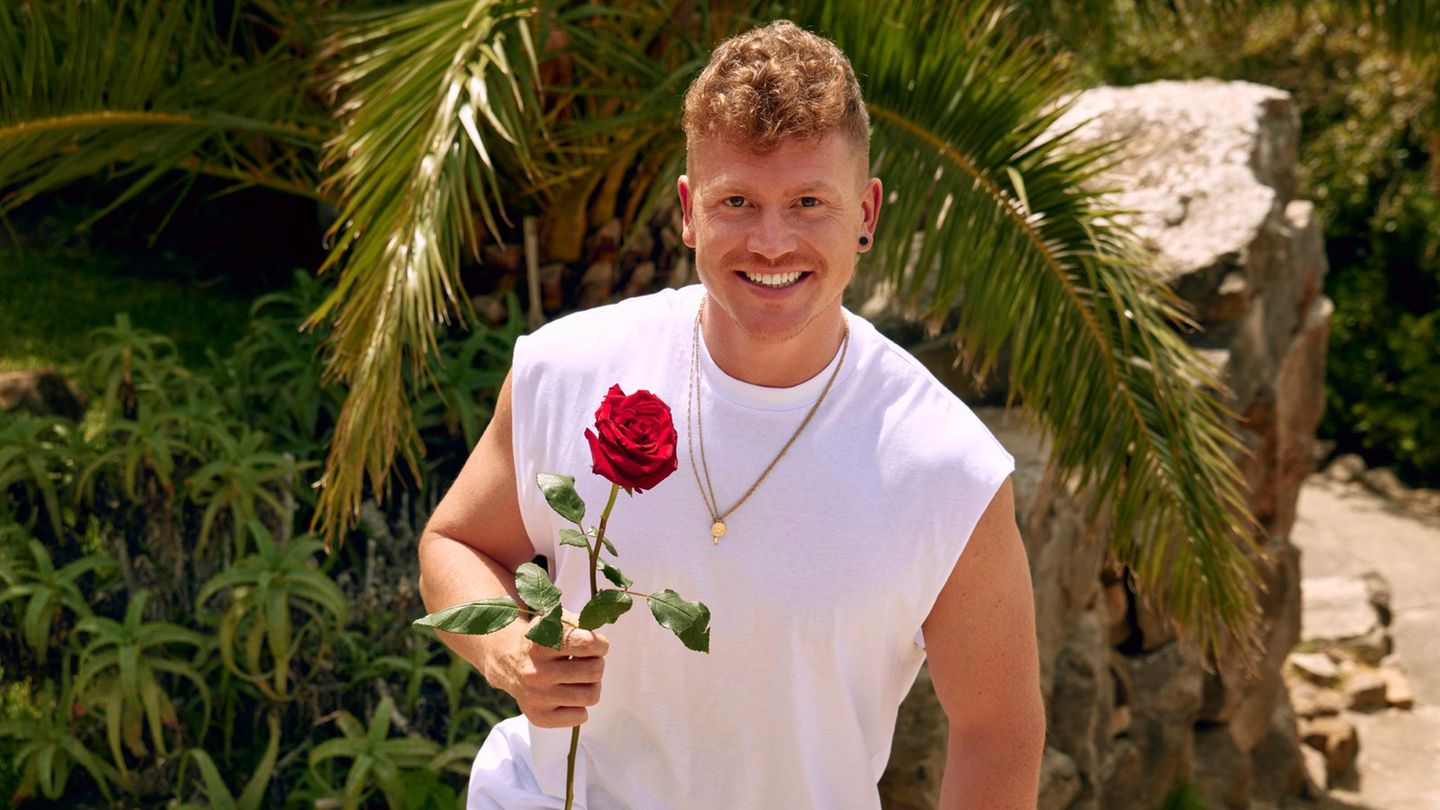 "Bachelor in Paradise"