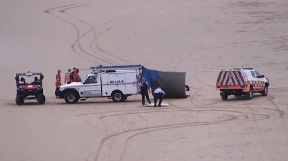 Emerald Beach: Tödlicher Haiangriff: Surfer stirbt nach Biss in den Arm – Strand gesperrt Emerald Beach: Tödlicher Haiangriff: Surfer stirbt nach Biss in den Arm – Strand gesperrt