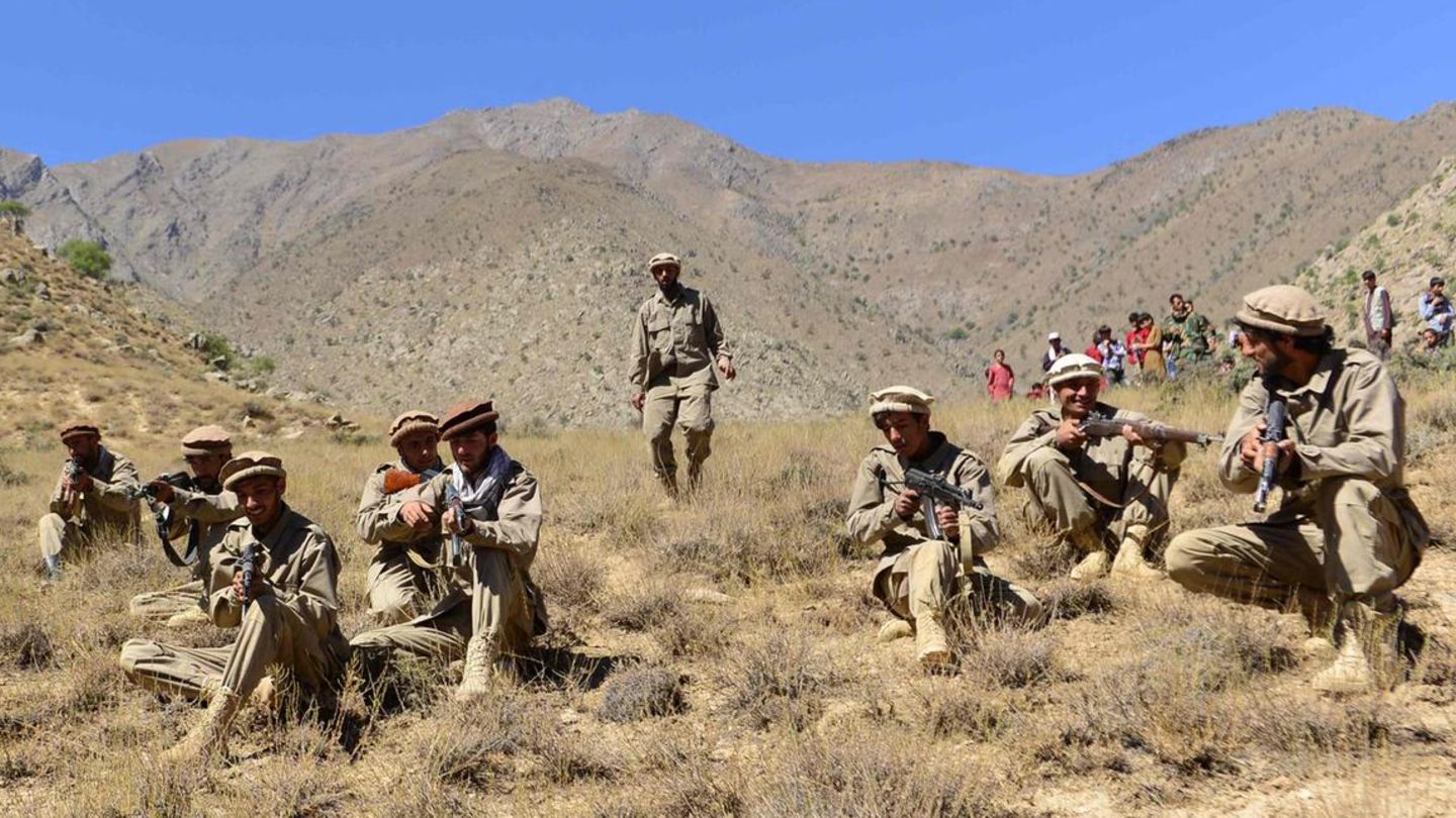 Widerstandskämpfer gegen die Taliban im Pandschirtal