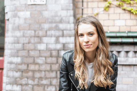 Ronja Ebeling ist wütend darüber, dass ihrer Generation das Recht auf Zukunftsängste abgesprochen wird 
