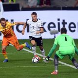 Florian Wirtz von Bayer Leverkusen ist mit seinen 18 Jahren ein Riesentalent