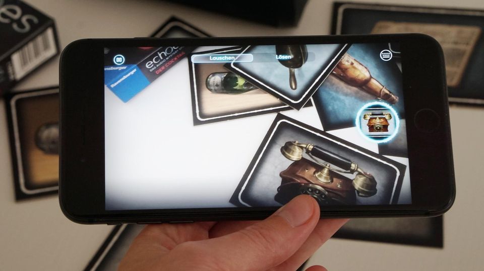 Mit der "echoes"-App müssen die Bildkarten gescannt werden
