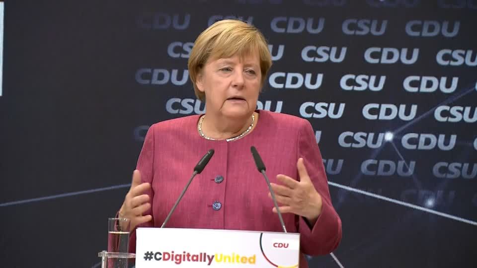 Trend verpennt: Merkel, die Digitalisierungs-Schnecke: 16 Jahre lang keinen Meter vorangekommen Trend verpennt: Merkel, die Digitalisierungs-Schnecke: 16 Jahre lang keinen Meter vorangekommen