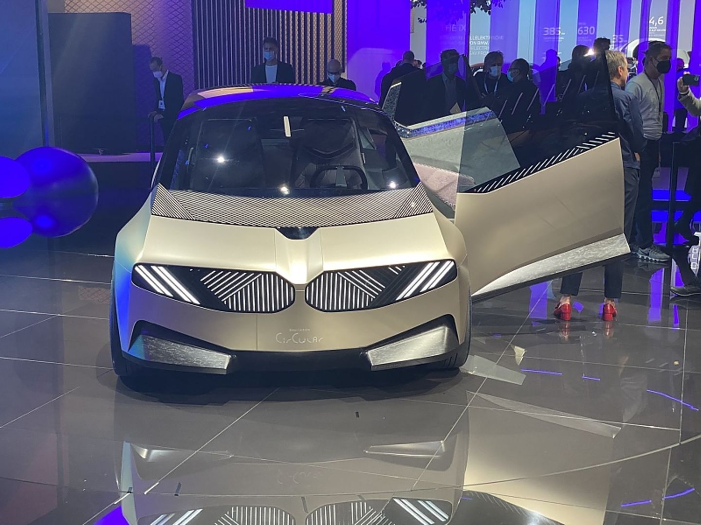 BMW i Vision Circular