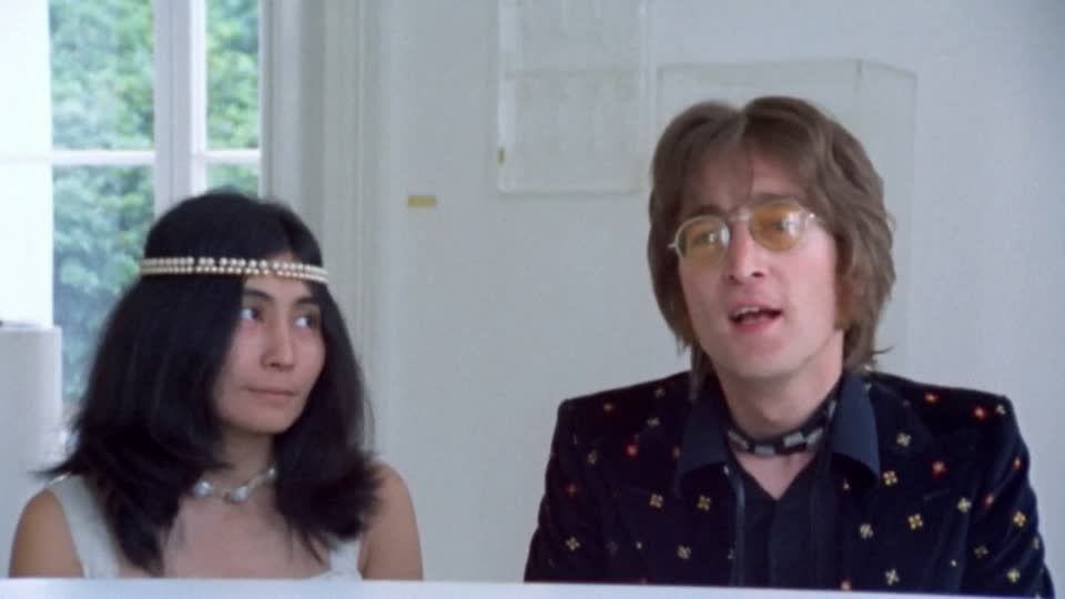 John Lennon: Von New York bis Tokio: Kunstaktion feiert 50 Jahre "Imagine" John Lennon: Von New York bis Tokio: Kunstaktion feiert 50 Jahre "Imagine"